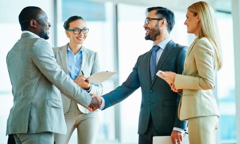 Justiça concede curatela compartilhada a três familiares de homem com síndrome de Down